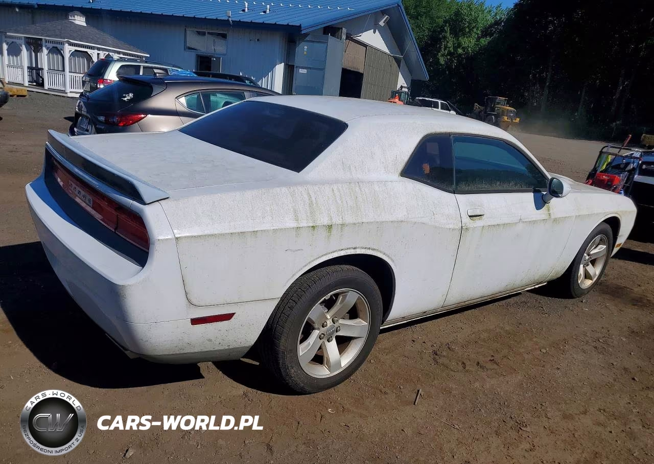 2011 Dodge Challenger VIN:2B3CJ4DG8BH586052 - 3