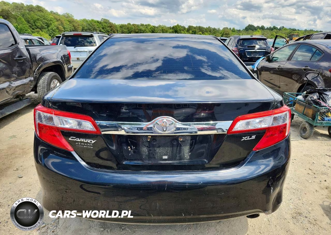 2014 Toyota Camry Xle VIN:4T4BF1FK7ER353942 - 6