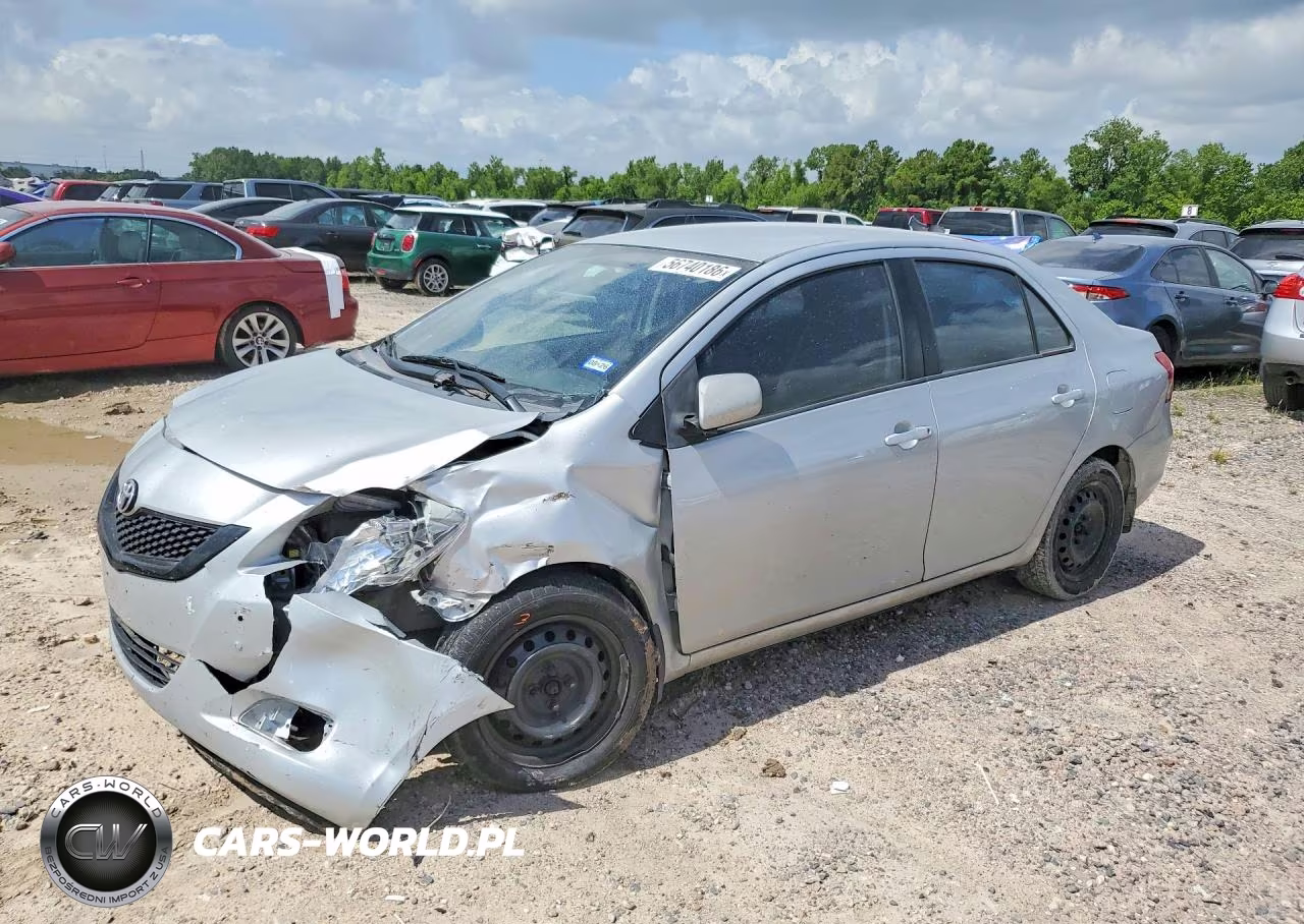 2009 Toyota Yaris Base