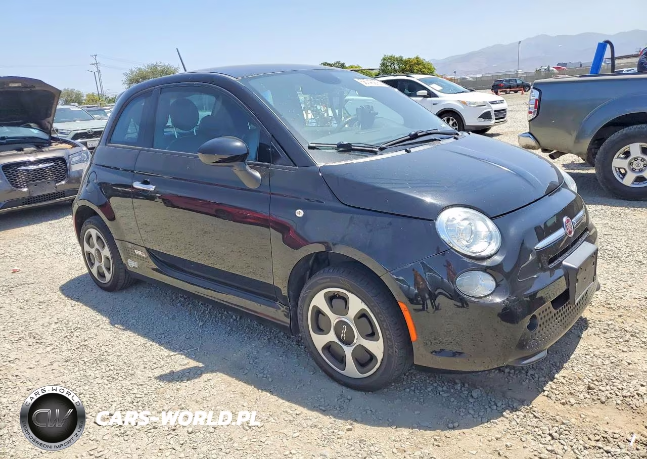 2015 Fiat 500 Electric VIN:3C3CFFGE1FT732556 - 4