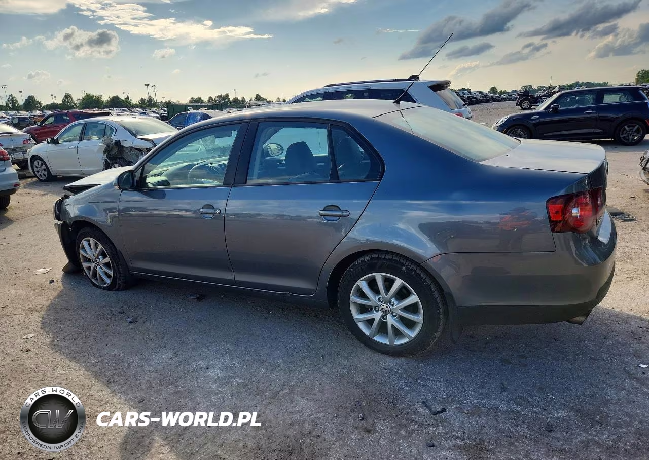 2010 Volkswagen Jetta Se VIN:3VWRX7AJ8AM137749 - 2