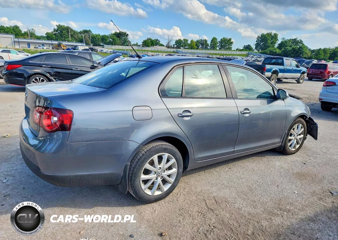 2010 Volkswagen Jetta Se VIN:3VWRX7AJ8AM137749 - 3