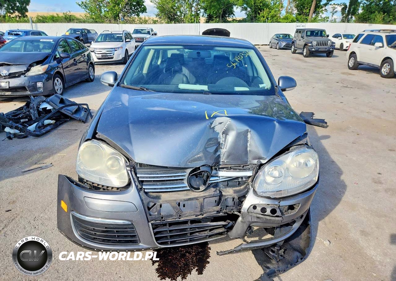 2010 Volkswagen Jetta Se VIN:3VWRX7AJ8AM137749 - 5
