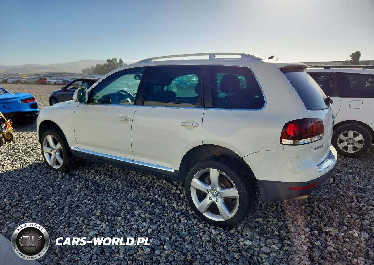 2010 Volkswagen Touareg V6 VIN:WVGBF7A9XAD000817 - 2