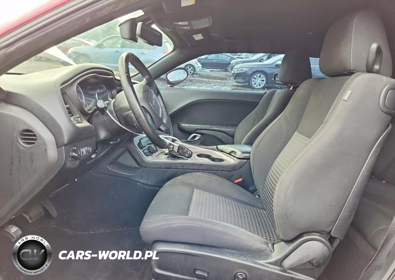 2019 Dodge Challenger Sxt VIN:2C3CDZAG3KH573933 - 7