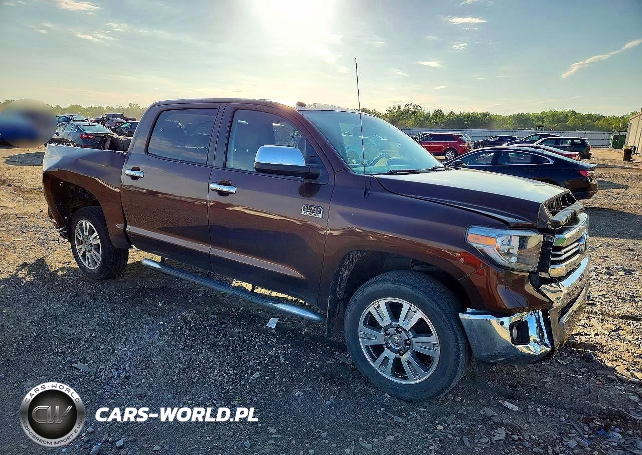 2017 Toyota Tundra 1794 Edition VIN:5TFAY5F1XHX600778 - 4