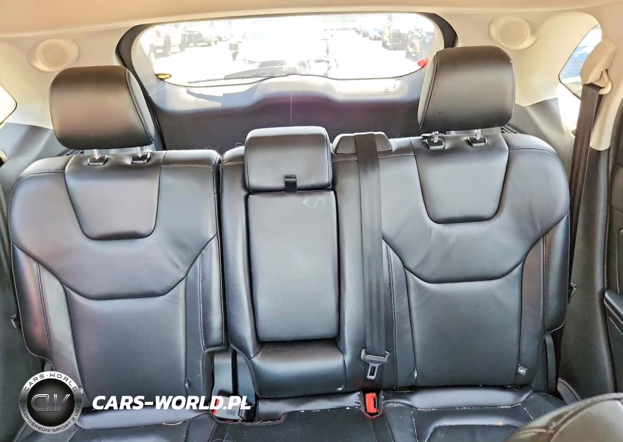 2018 Ford Edge Titanium VIN:2FMPK3K90JBB08166 - 10