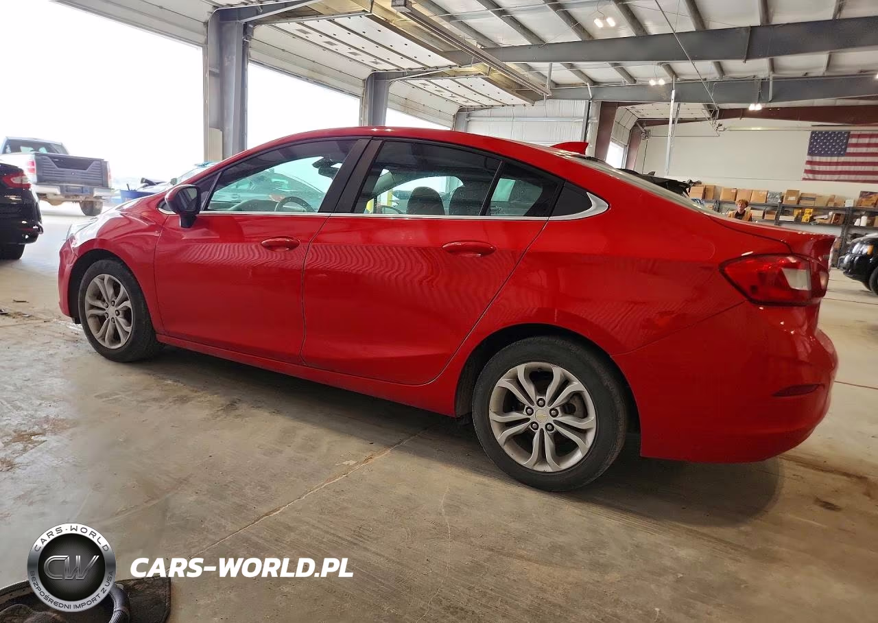 2019 Chevrolet Cruze Lt VIN:1G1BE5SM4K7115047 - 2