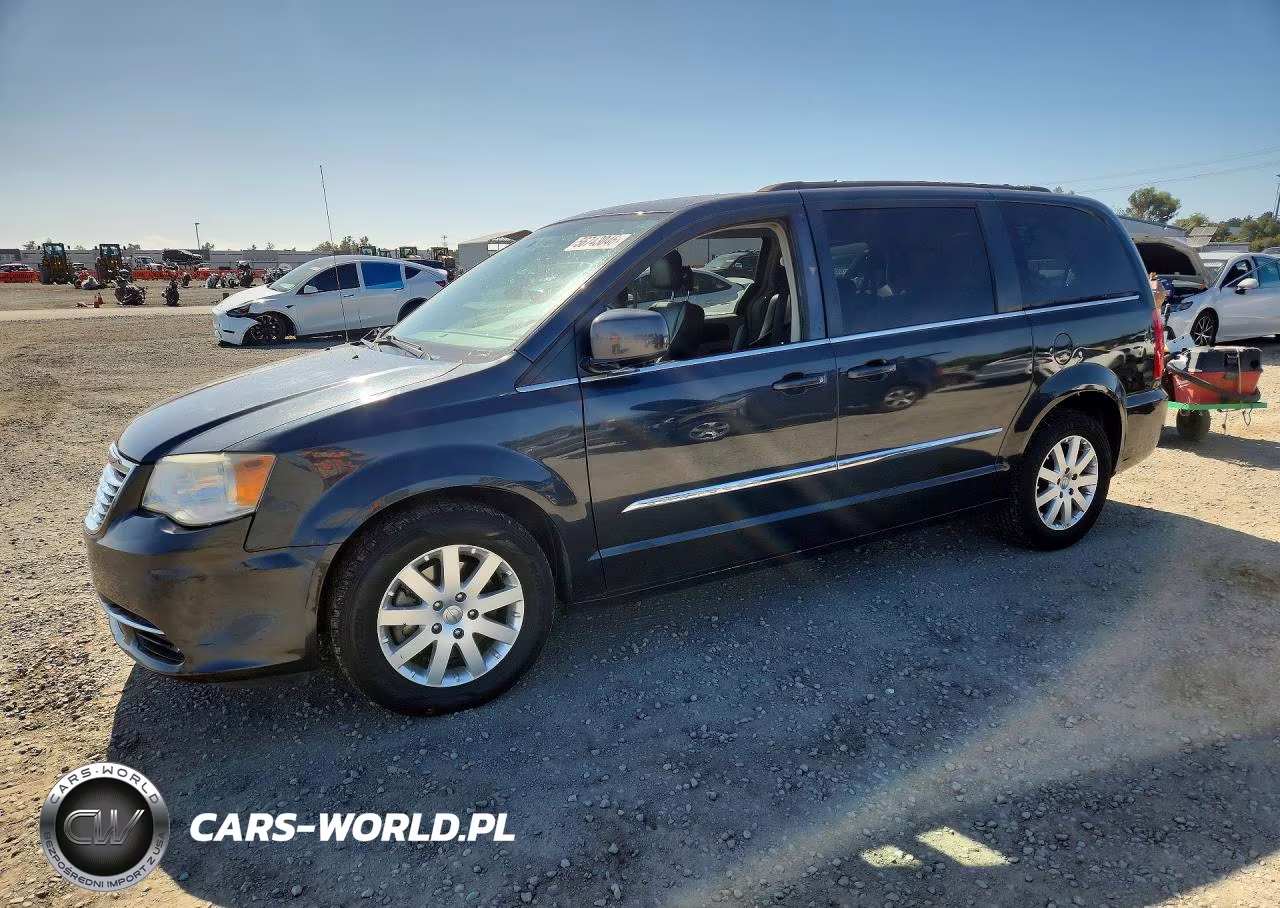 2014 Chrysler Town & Country Touring – zdjęcie 1 z 13