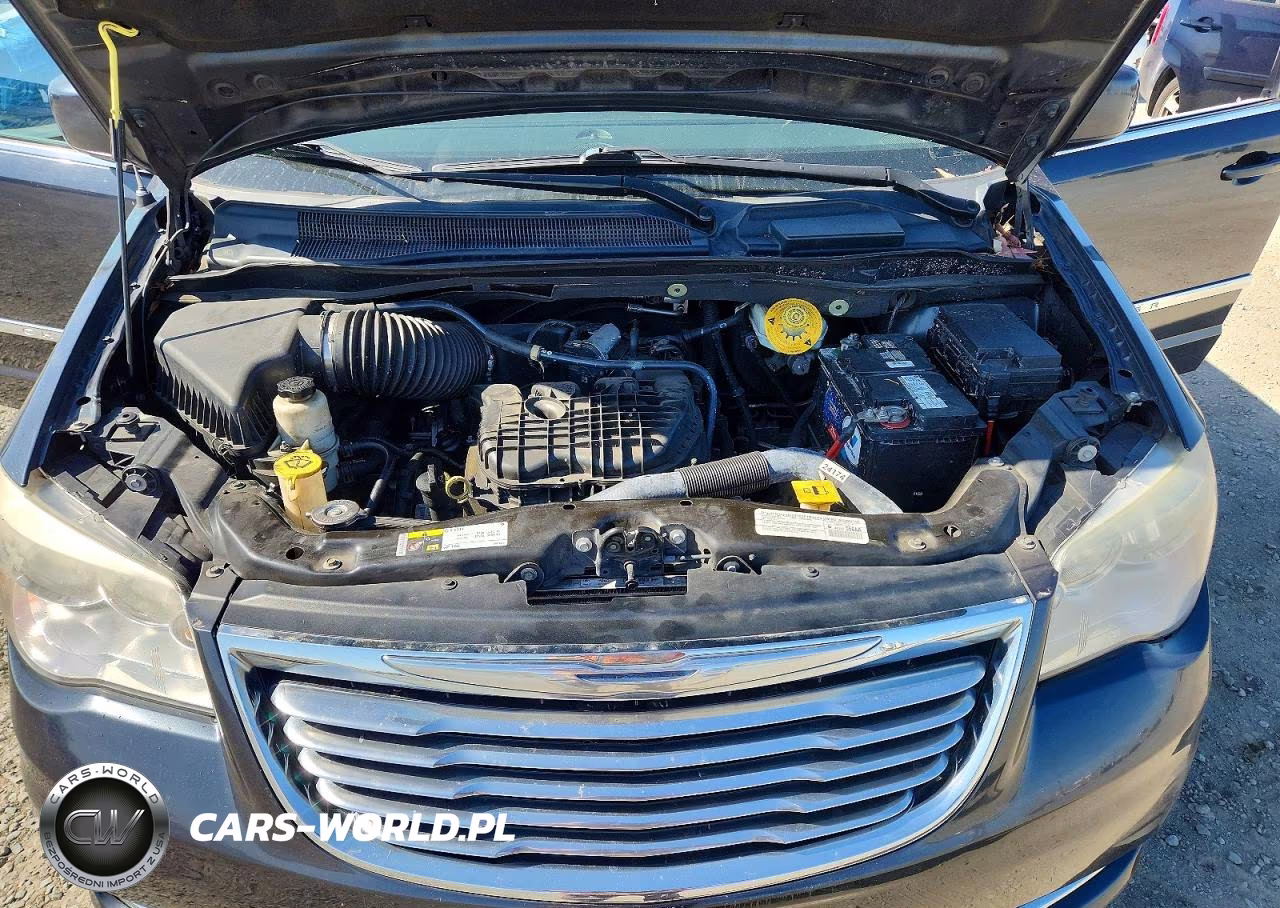 2014 Chrysler Town & Country Touring VIN:2C4RC1BG1ER381837 - 12