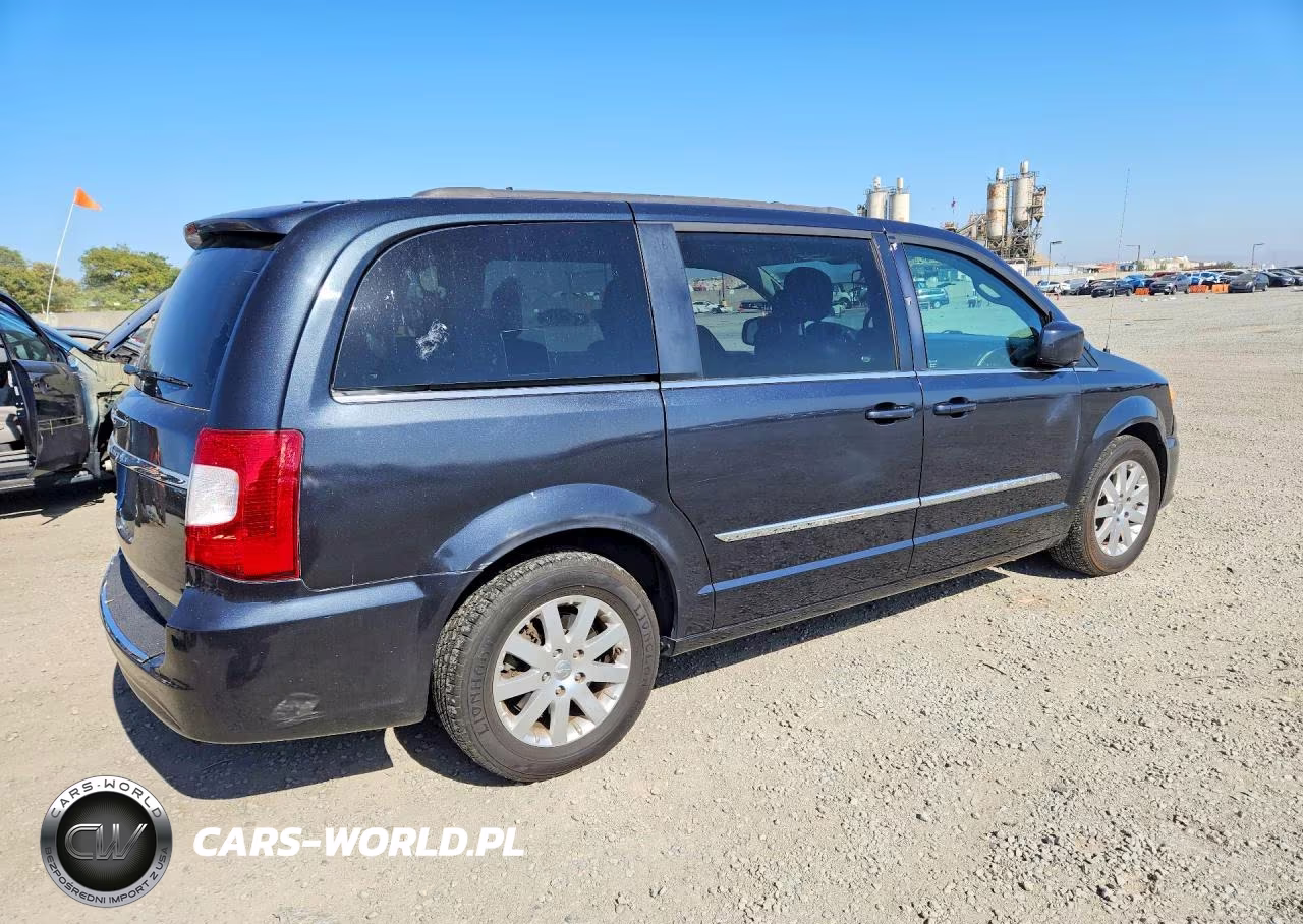 2014 Chrysler Town & Country Touring VIN:2C4RC1BG1ER381837 - 3