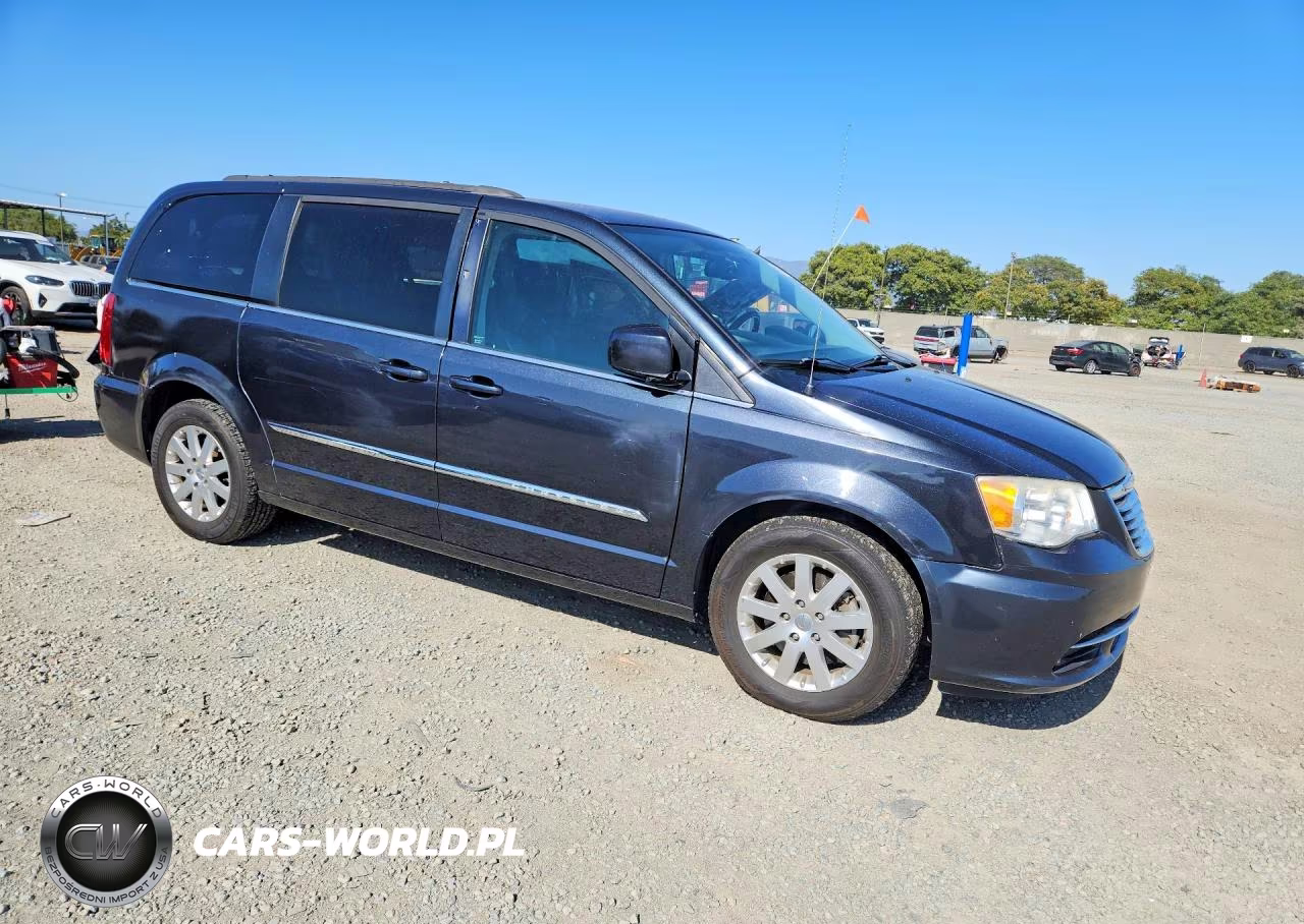 2014 Chrysler Town & Country Touring VIN:2C4RC1BG1ER381837 - 4