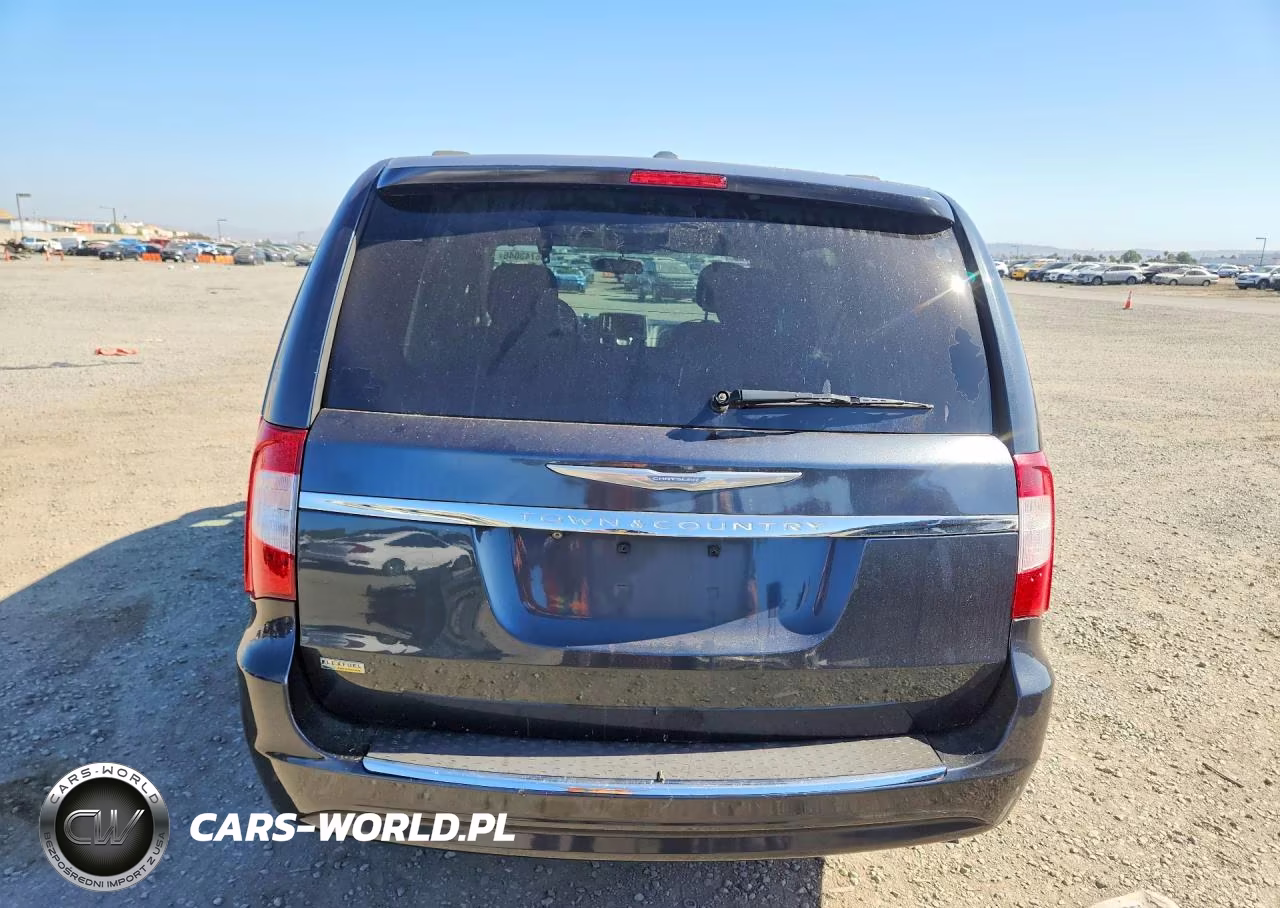 2014 Chrysler Town & Country Touring VIN:2C4RC1BG1ER381837 - 6