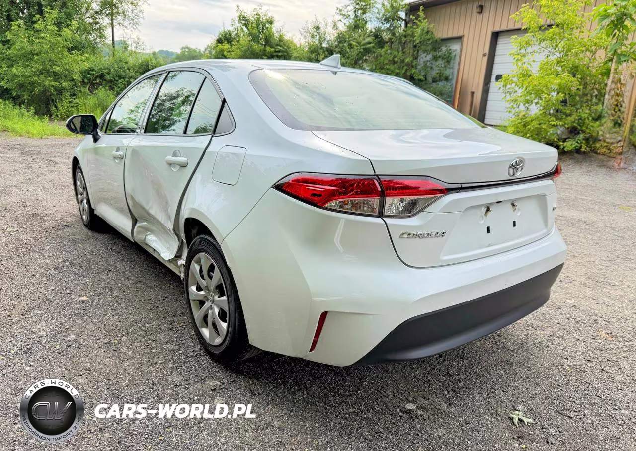 2024 Toyota Corolla Le VIN:JTDB4MEE9R3016346 - 3