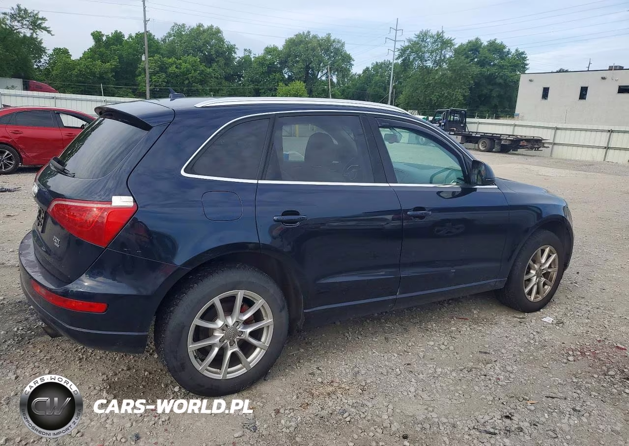 2011 Audi Q5 Premium Plus VIN:WA1LFAFP2BA074999 - 3