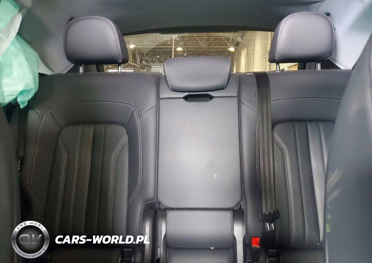 2023 Audi Q5 Premium Plus 45 VIN:WA1EAAFY7P2064390 - 10