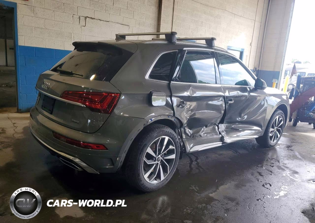 2023 Audi Q5 Premium Plus 45 VIN:WA1EAAFY7P2064390 - 3