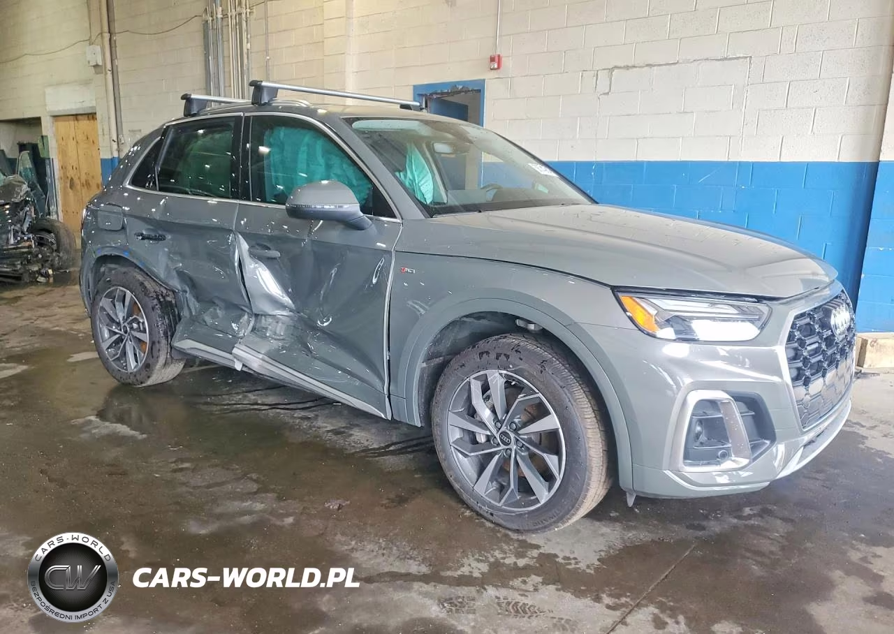 2023 Audi Q5 Premium Plus 45 VIN:WA1EAAFY7P2064390 - 4
