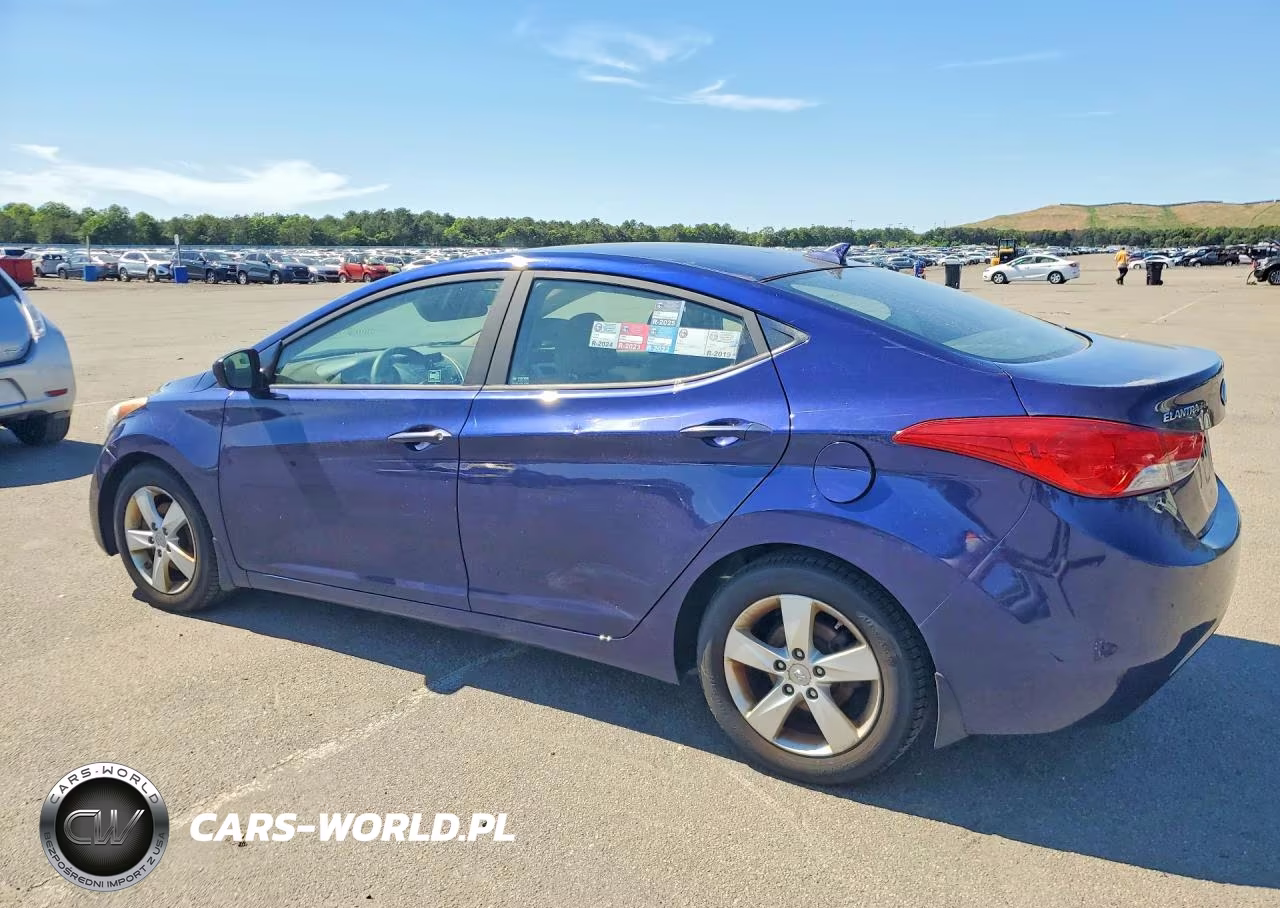 2013 Hyundai Elantra Gls VIN:5NPDH4AE4DH303853 - 2