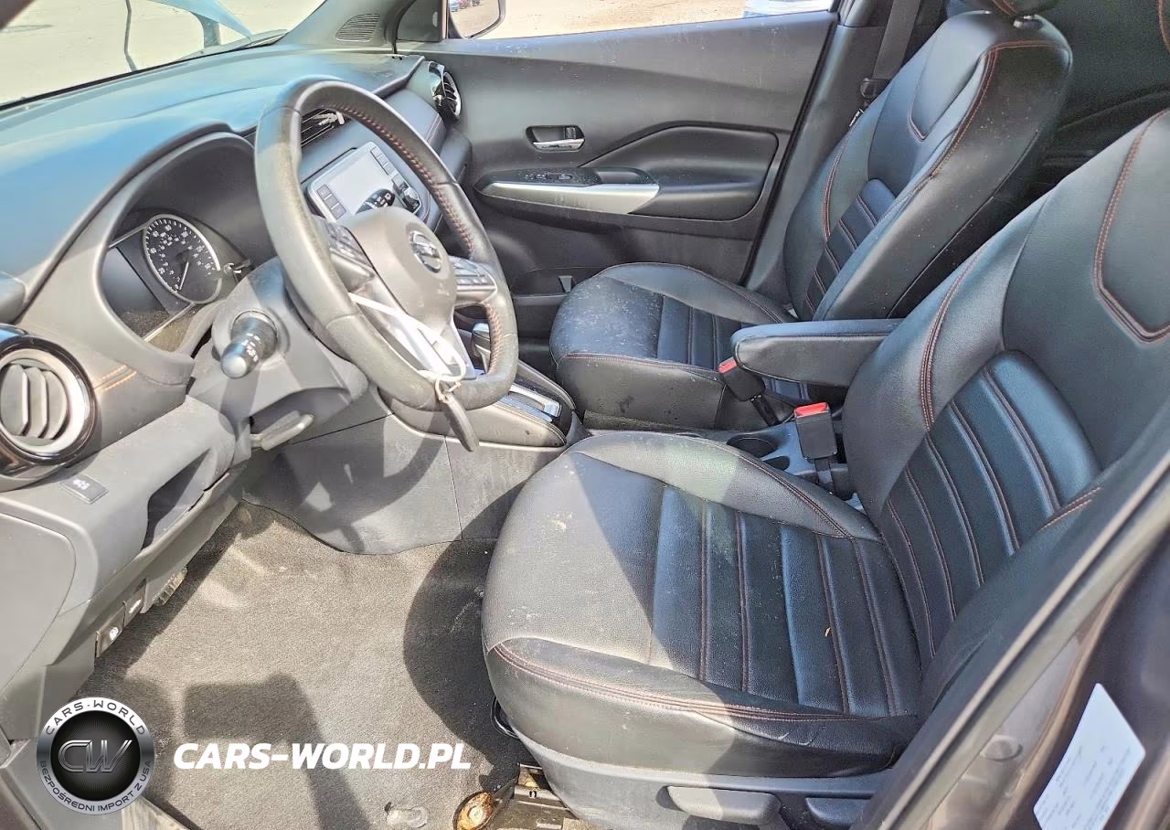 2018 Nissan Kicks S VIN:3N1CP5CU2JL525928 - 7