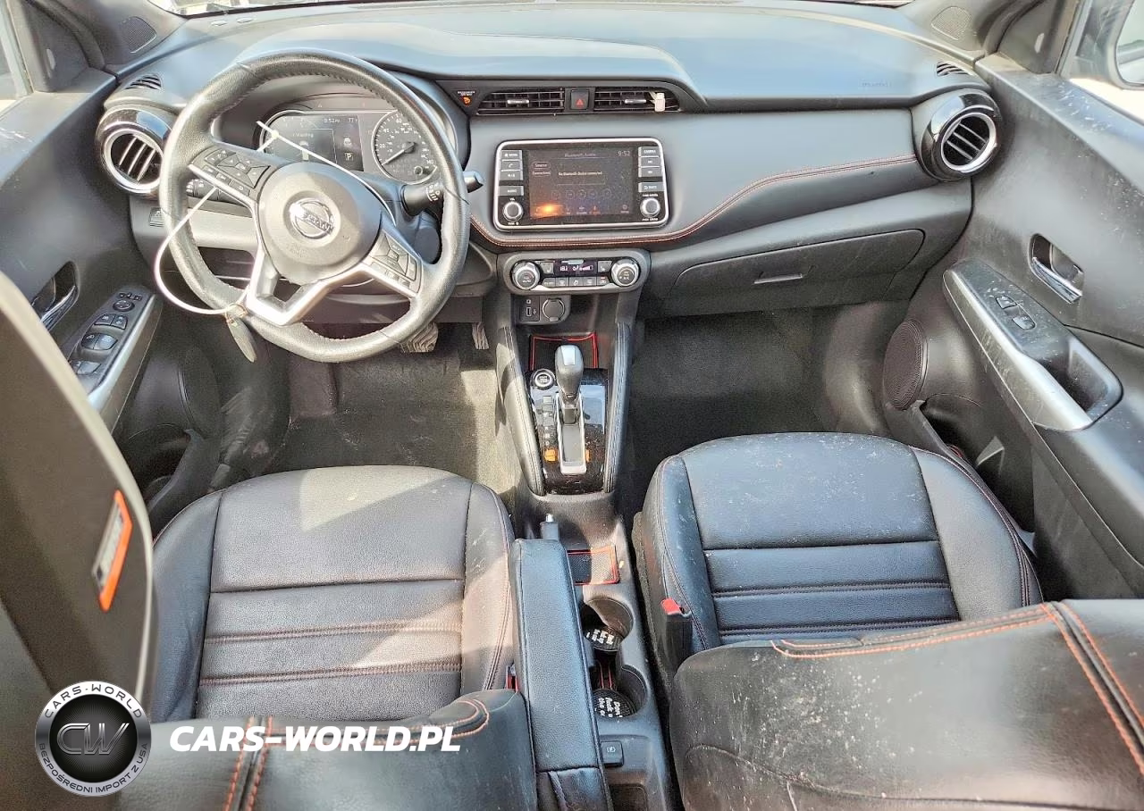 2018 Nissan Kicks S VIN:3N1CP5CU2JL525928 - 8