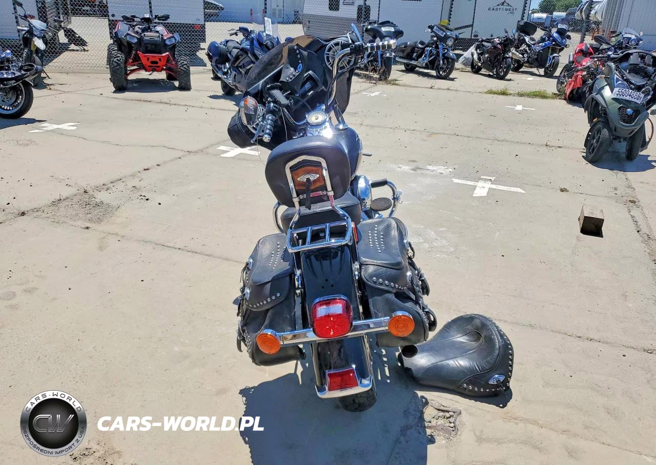 2009 Harley-Davidson Flstc VIN:1HD1BW5369Y020870 - 4