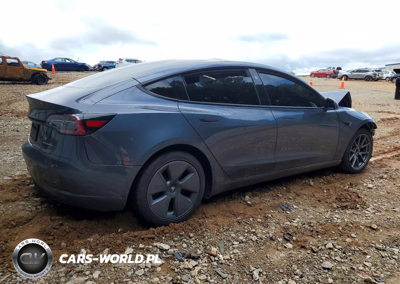 2022 Tesla Model 3 VIN:5YJ3E1EBXNF103983 - 3