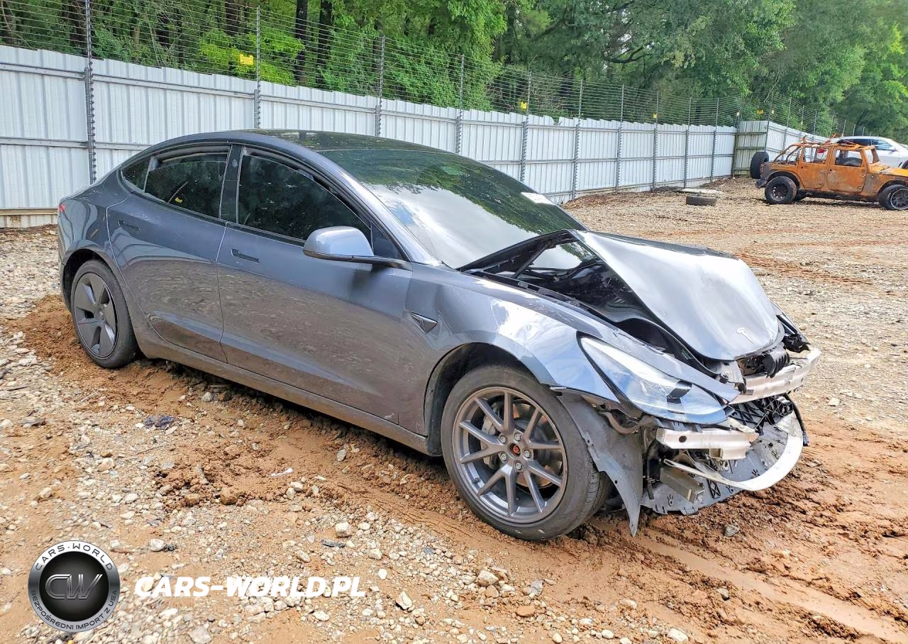 2022 Tesla Model 3 VIN:5YJ3E1EBXNF103983 - 4