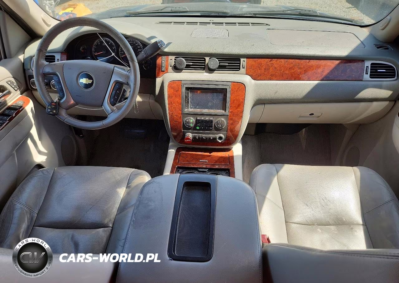 2011 Chevrolet Suburban K1500 Ltz VIN:1GNSKKE30BR244576 - 8