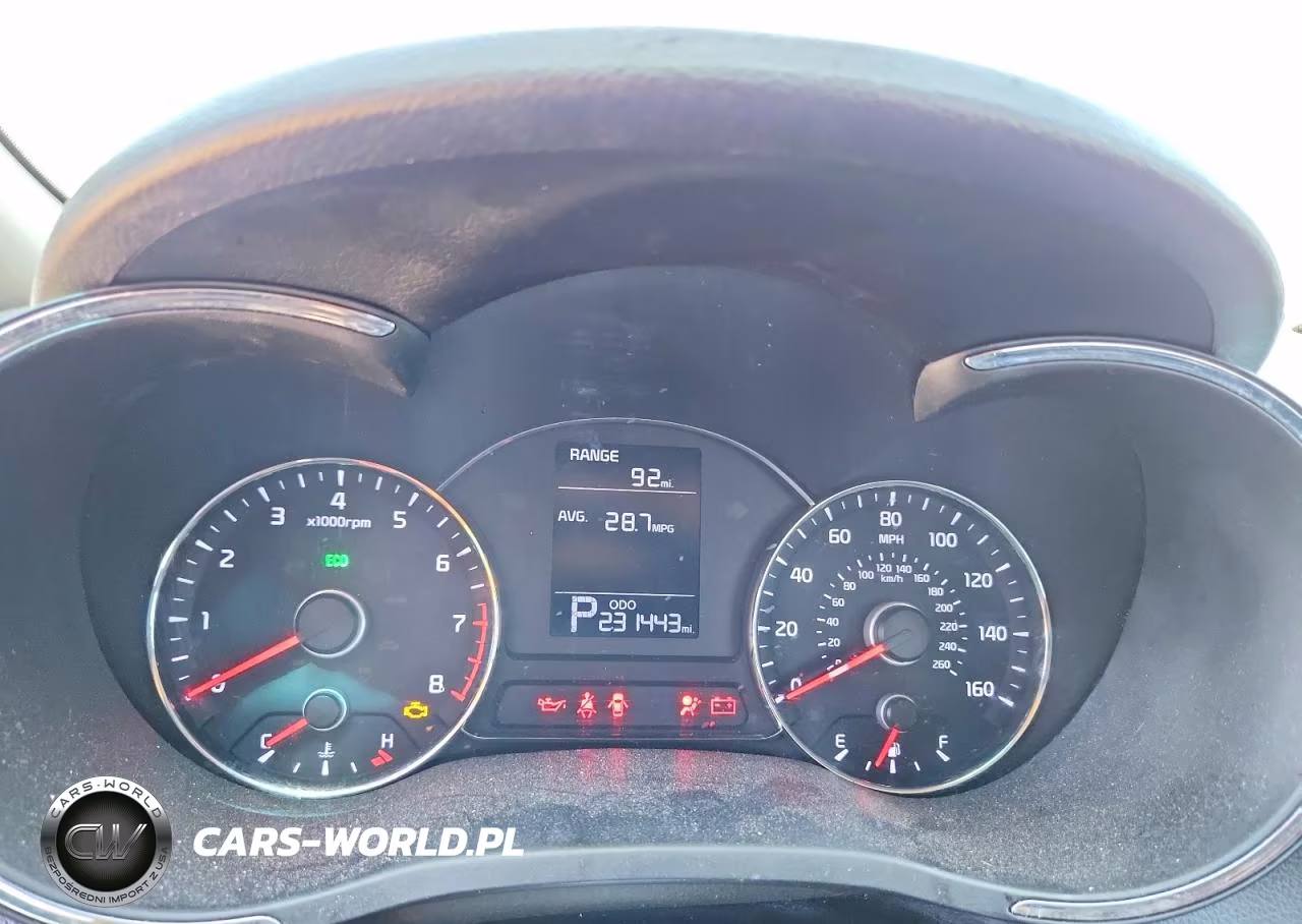 2016 Kia Forte Lx VIN:KNAFK4A61G5611146 - 9