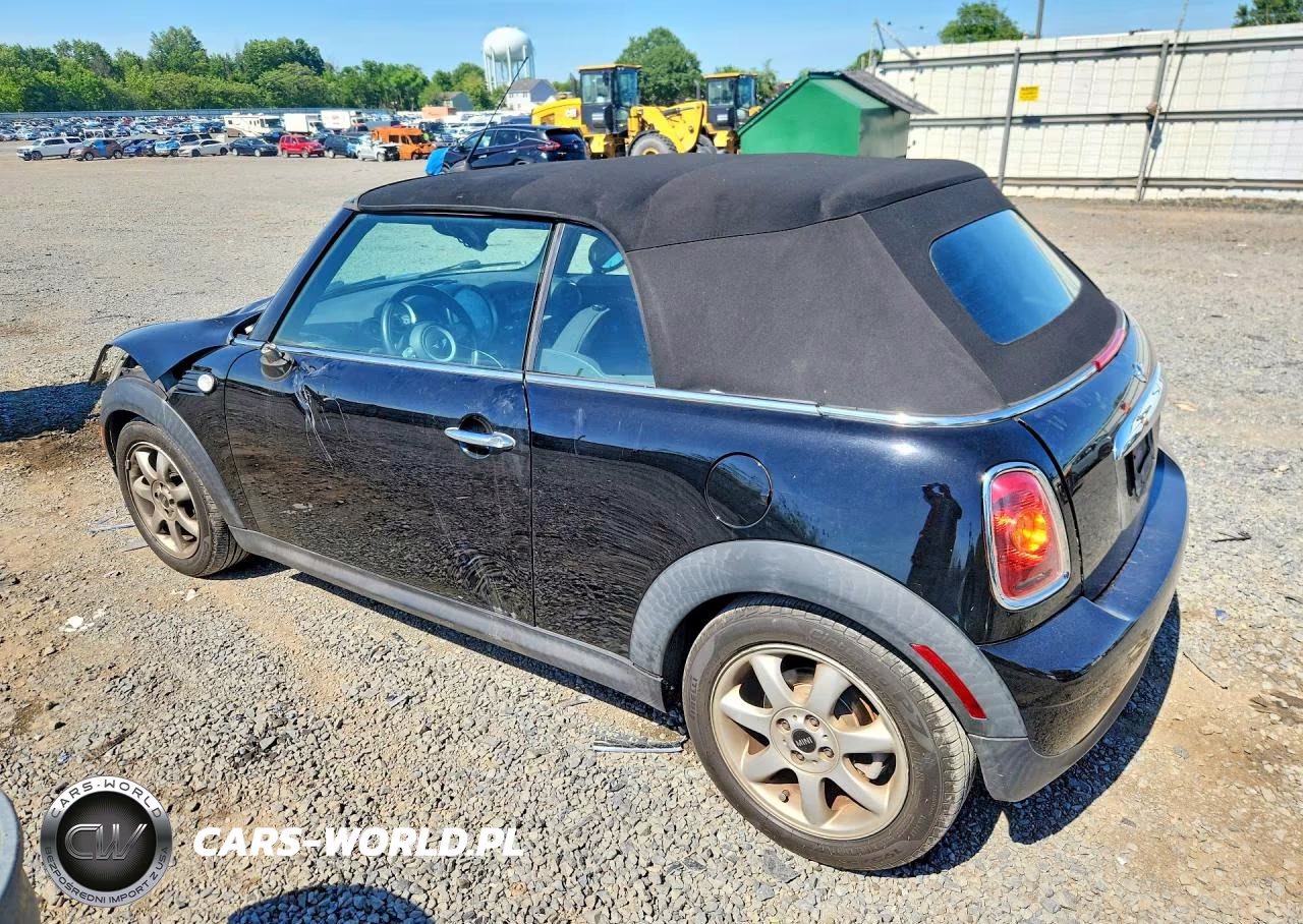 2009 Mini Cooper VIN:WMWMR33549TJ94380 - 2