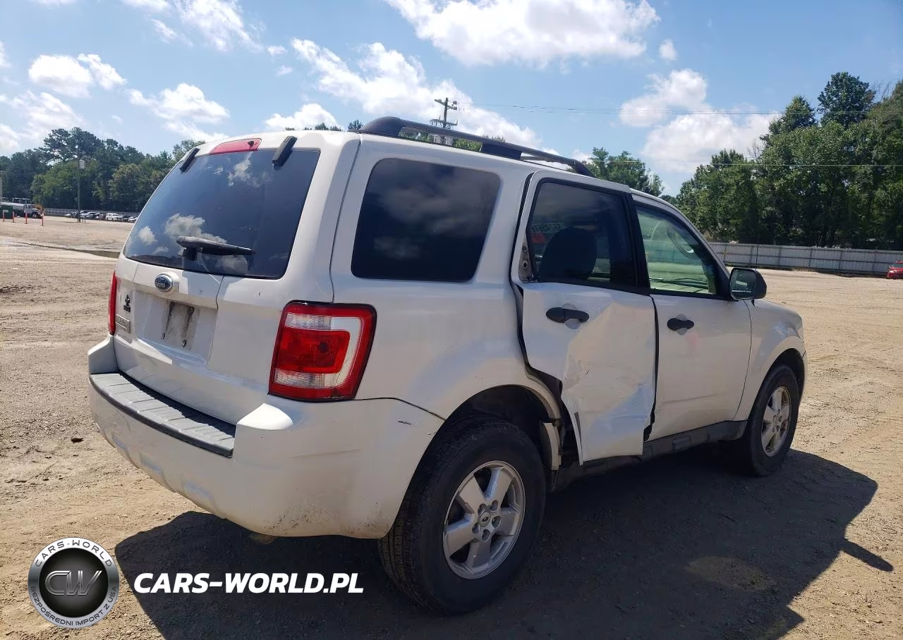 2009 Ford Escape Xlt VIN:1FMCU03719KA03061 - 3