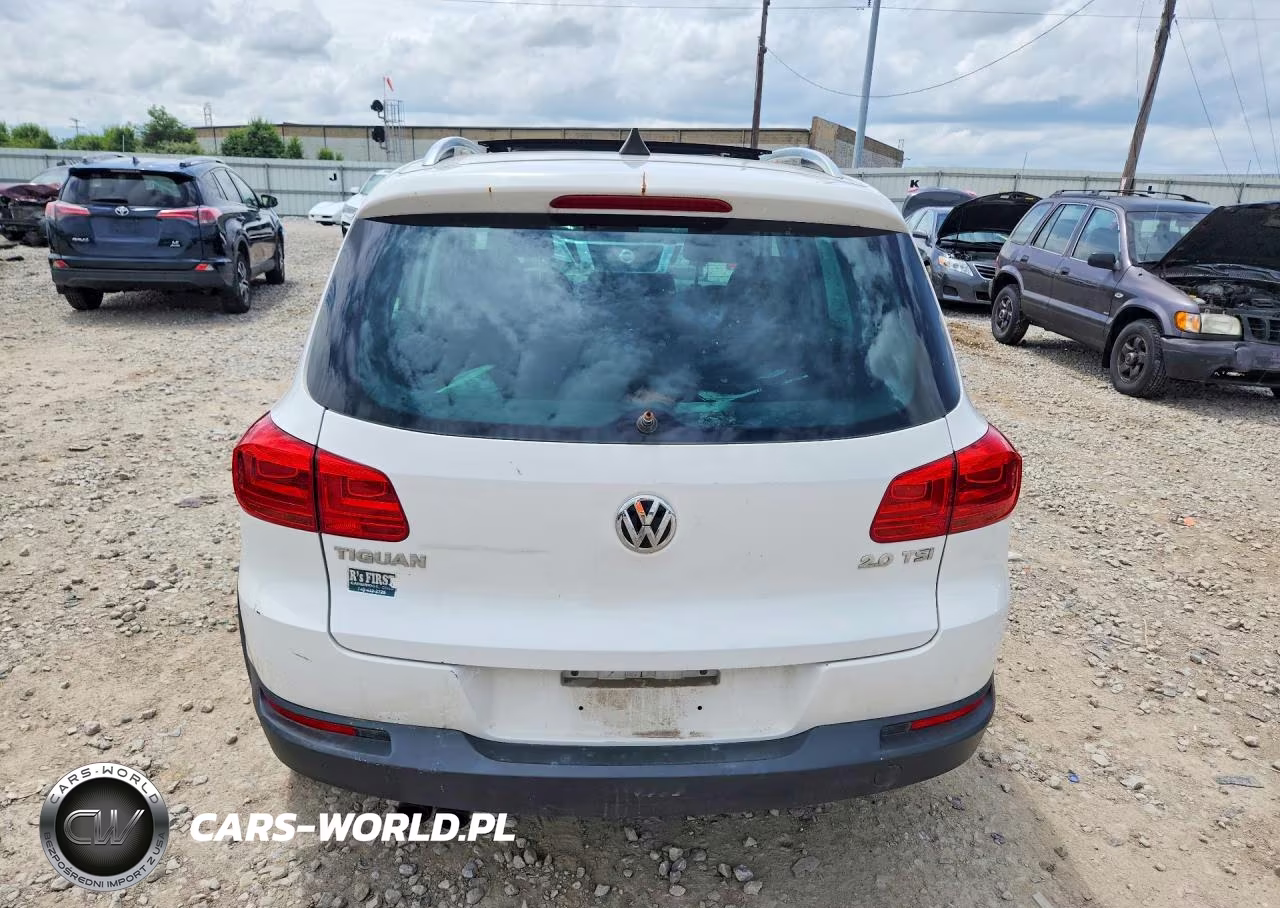 2012 Volkswagen Tiguan S VIN:WVGAV7AX0CW001804 - 6