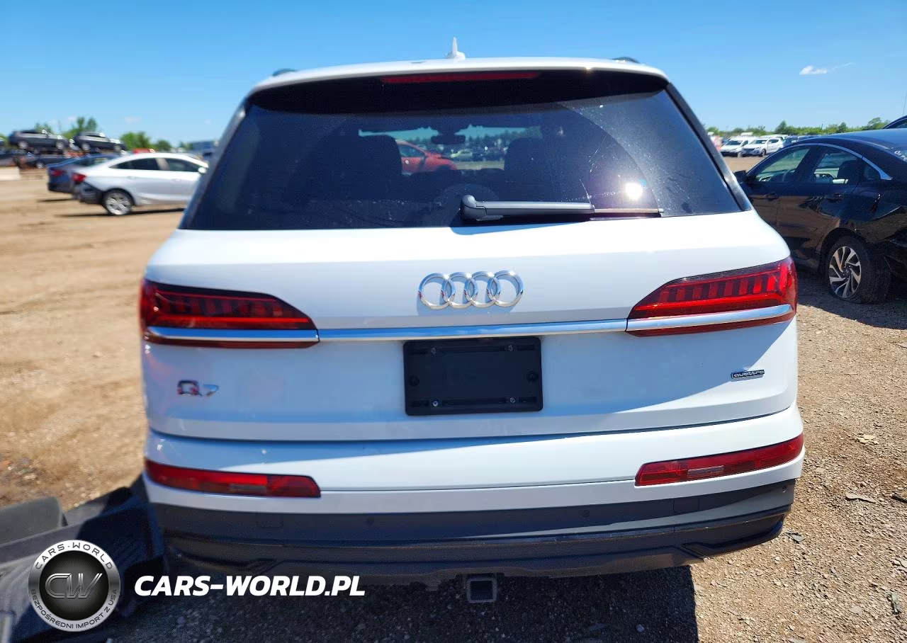 2020 Audi Q7 Premium Plus VIN:WA1LXAF71LD004536 - 6