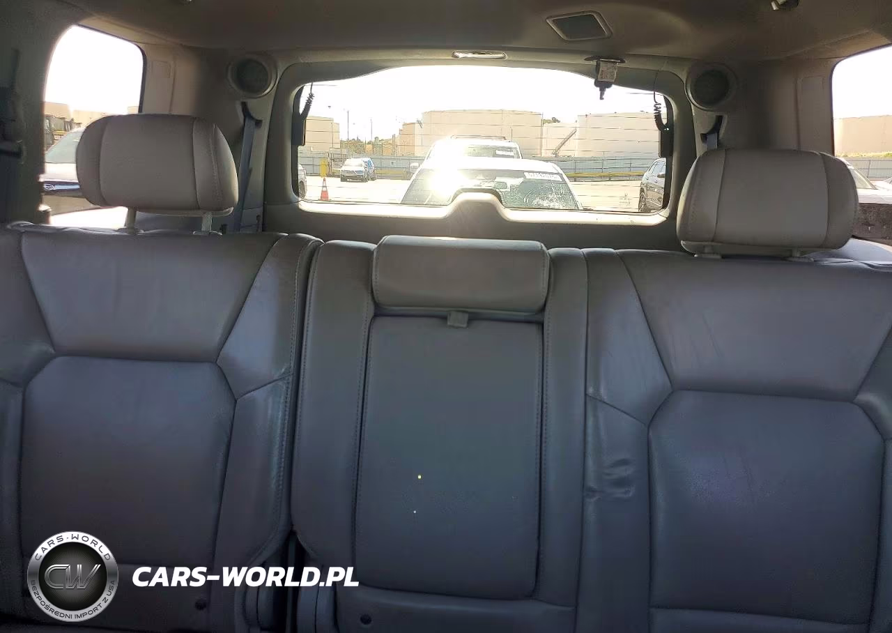 2011 Honda Pilot Exln VIN:5FNYF4H73BB102259 - 10