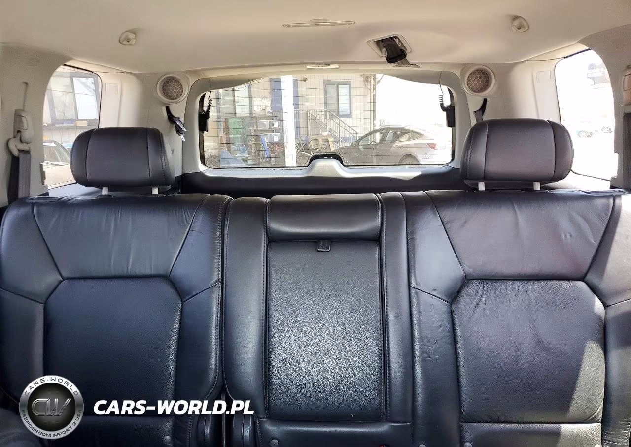 2010 Honda Pilot Exl VIN:5FNYF3H67AB018820 - 10