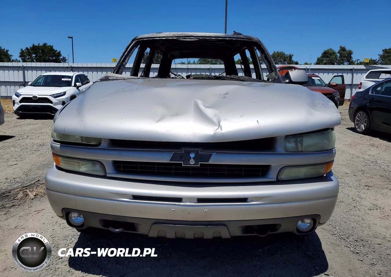 2004 Chevrolet Suburban K1500 VIN:3GNFK16T94G305744 - 5