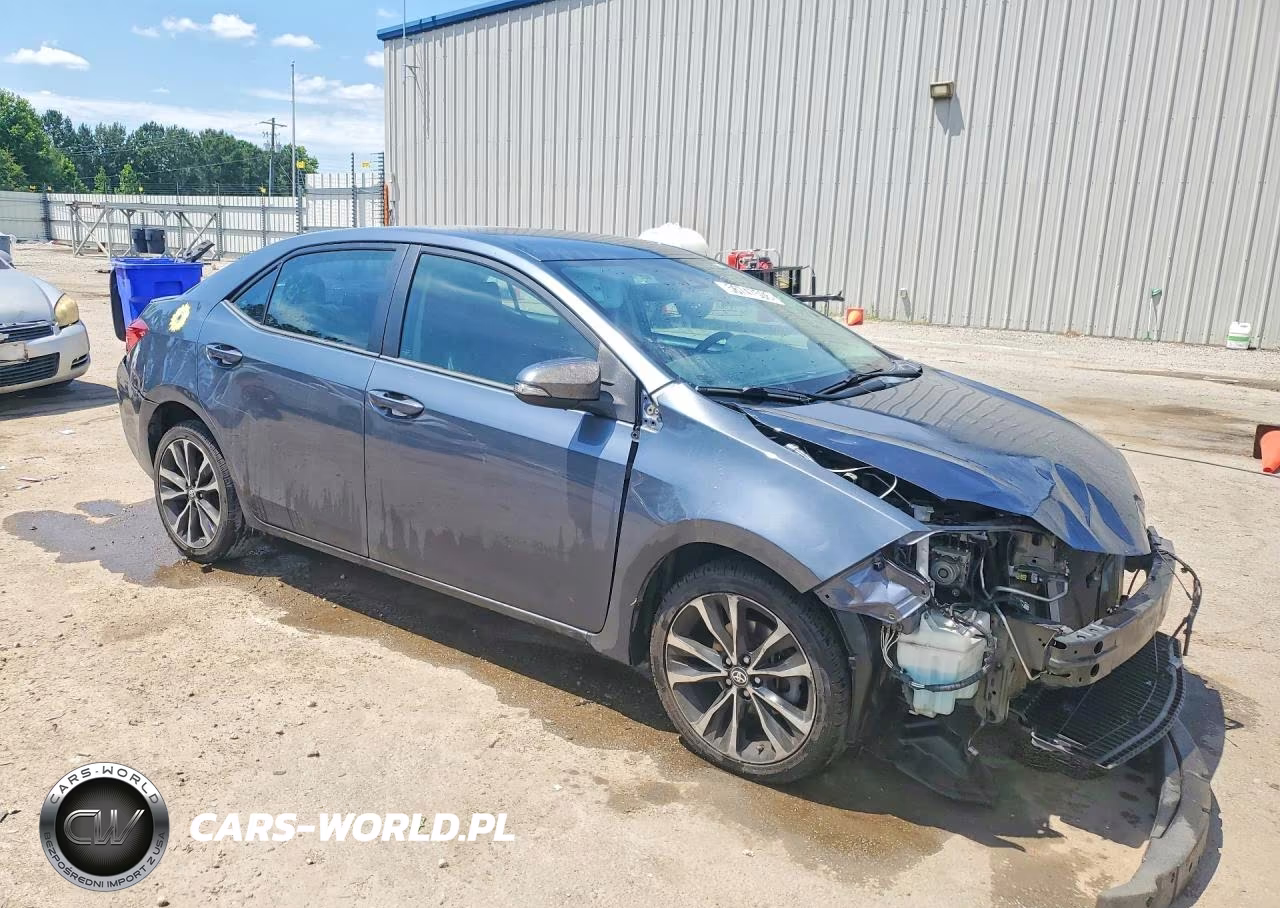 2018 Toyota Corolla Se VIN:5YFBURHE0JP834374 - 4