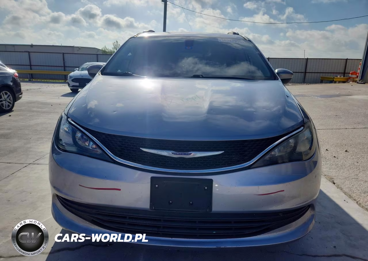 2020 Chrysler Voyager Lxi VIN:2C4RC1DG9LR265411 - 5