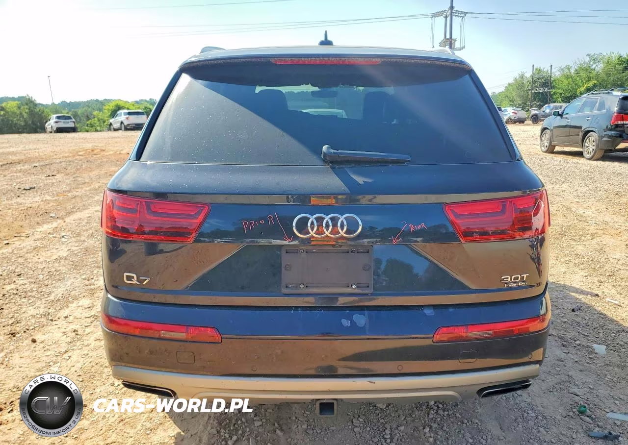 2017 Audi Q7 VIN:WA1LAAF7XHD009999 - 6