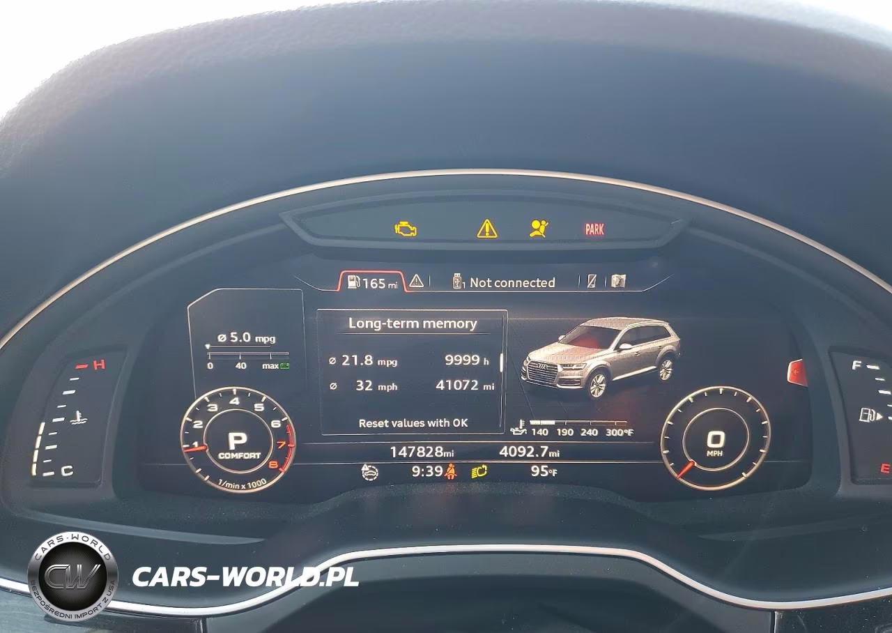 2017 Audi Q7 VIN:WA1LAAF7XHD009999 - 9