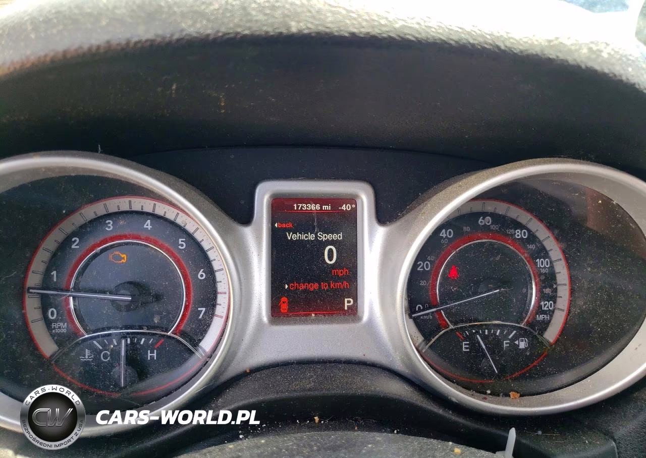 2018 Dodge Journey Se VIN:3C4PDCAB8JT421246 - 9