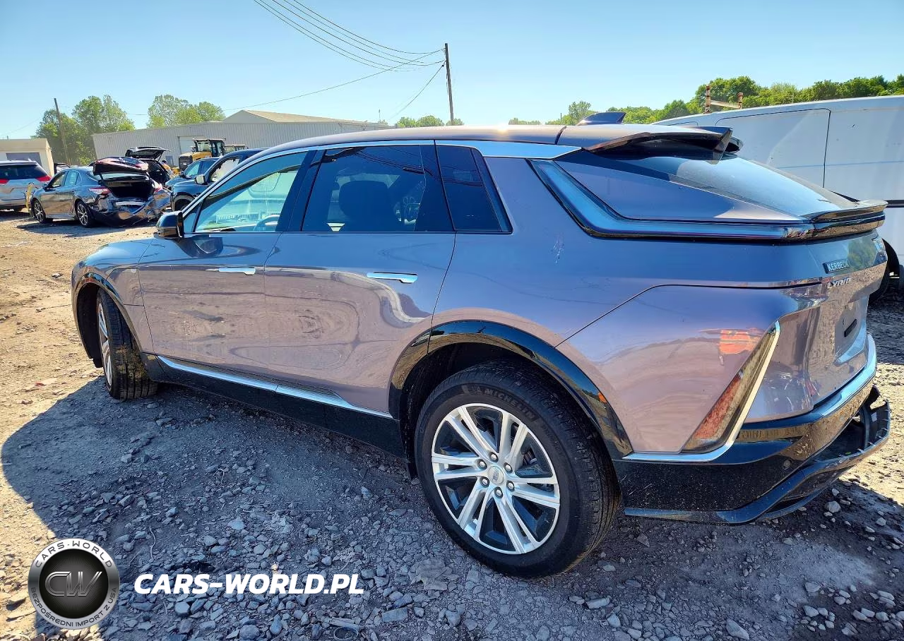 2024 Cadillac Lyriq Tech VIN:1GYKPMRL0RZ124992 - 2
