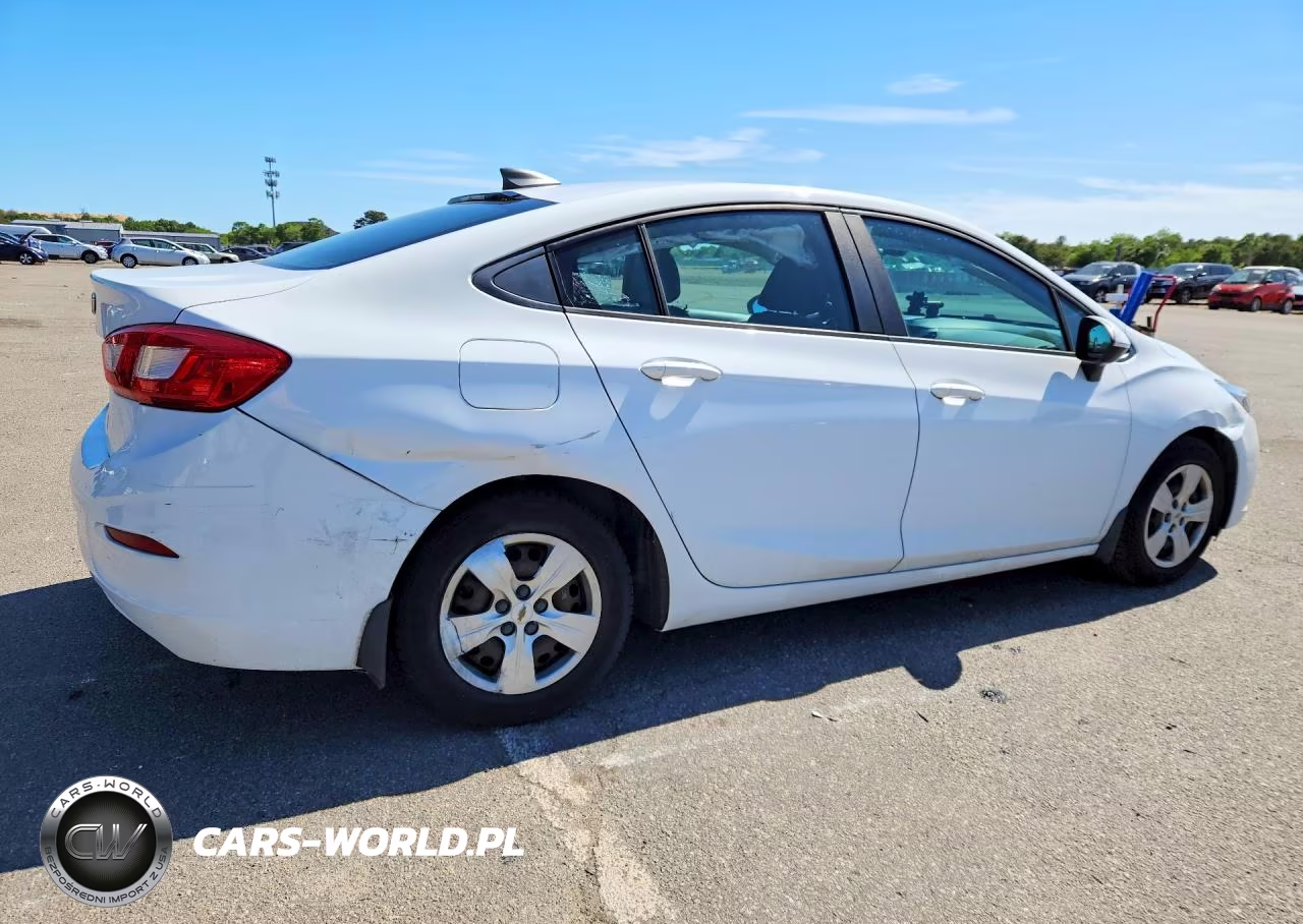 2016 Chevrolet Cruze Ls VIN:1G1BC5SM5G7262443 - 3