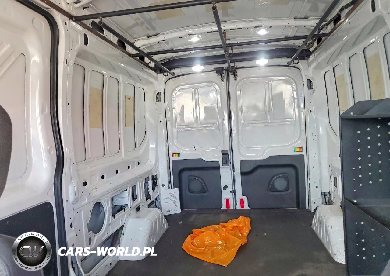 2018 Ford Transit T-250 VIN:1FTYR2CM4JKB54588 - 10
