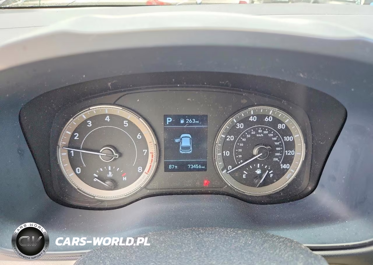 2020 Hyundai Venue Denim VIN:KMHRC8A35LU021909 - 9
