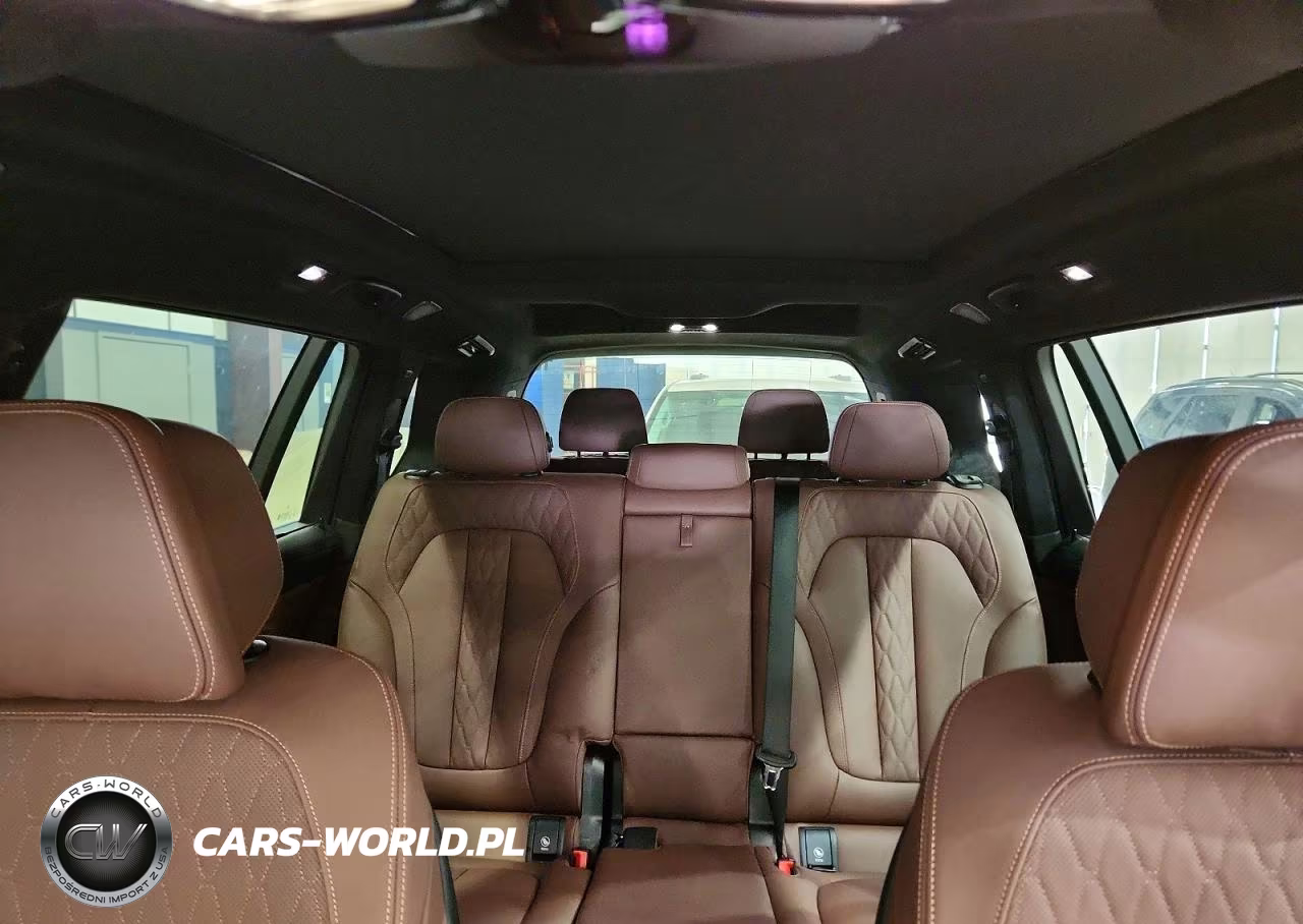 2024 BMW X7 xDrive40I VIN:5UX23EM0XR9S58315 - 10