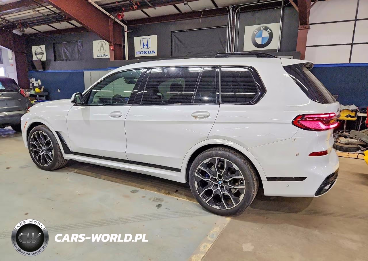 2024 BMW X7 xDrive40I VIN:5UX23EM0XR9S58315 - 2