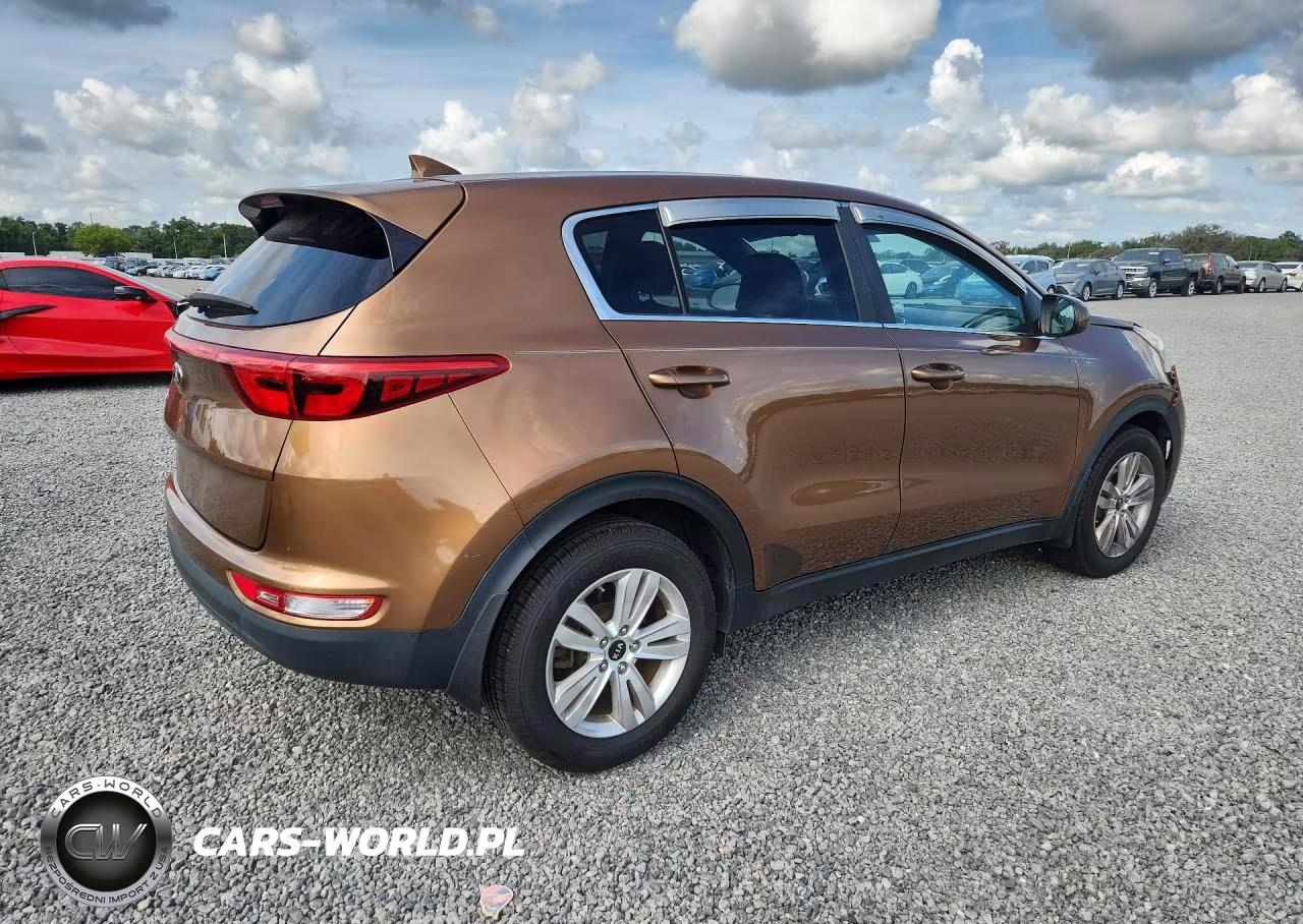 2018 Kia Sportage Lx VIN:KNDPM3AC5J7463354 - 3
