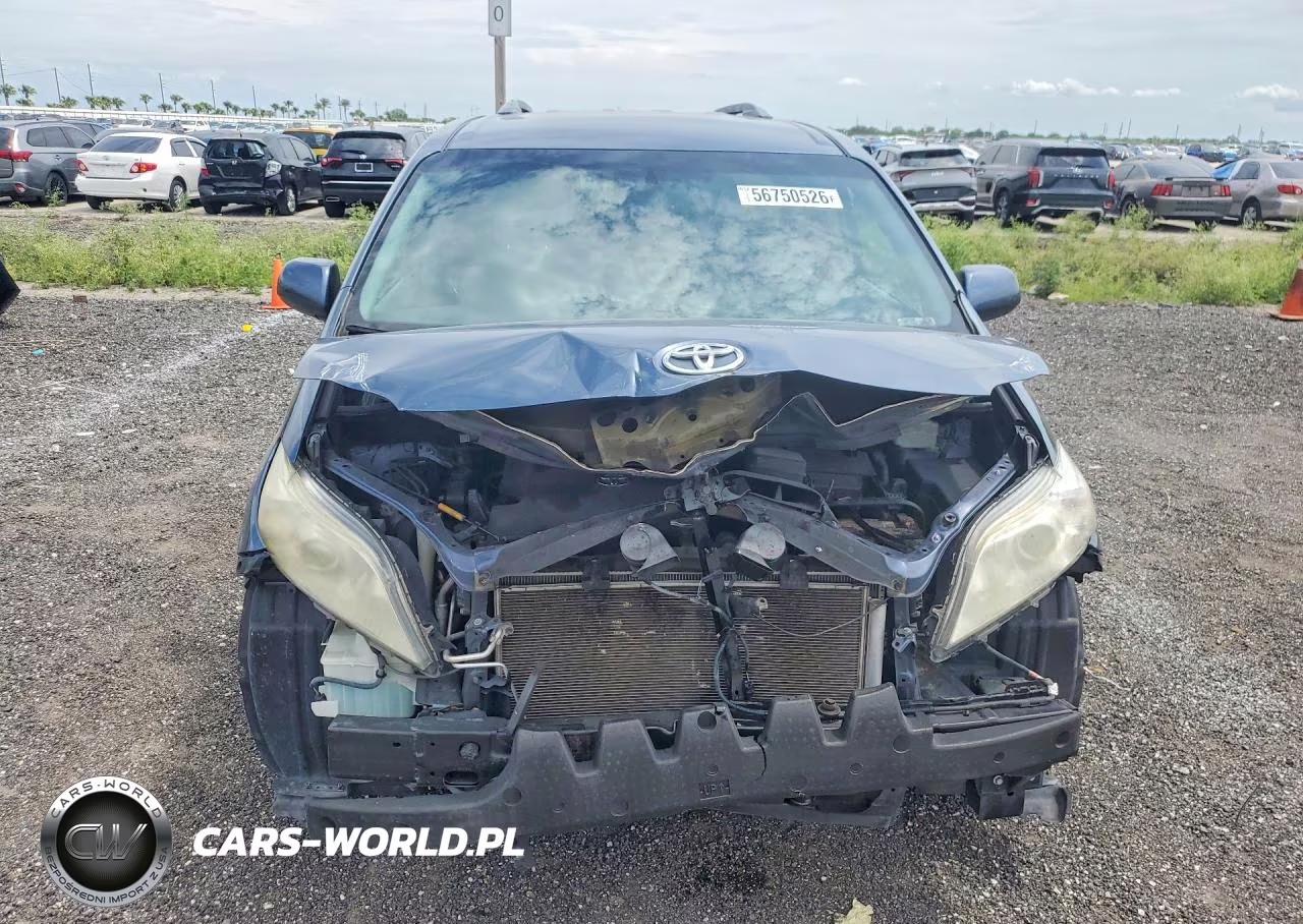 2015 Toyota Sienna Le VIN:5TDKK3DC7FS656890 - 5